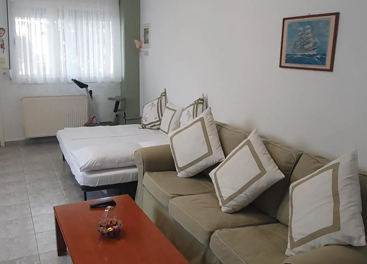 Meli'S House By Alp Hospitality Services Neon Rysion Apartment